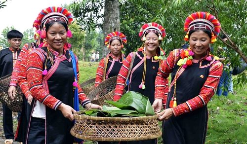 54 officially recognized ethnic groups in Vietnam