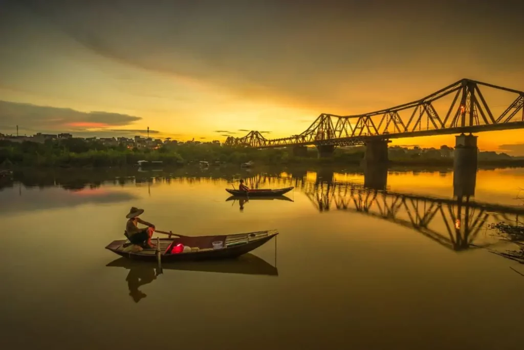 Cầu Long Biên (Long Bien Bridge)